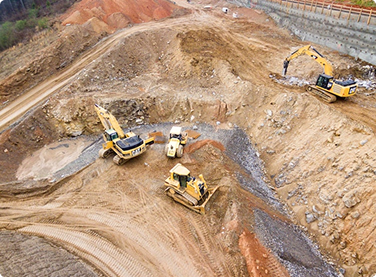 Mining equipment and construction site